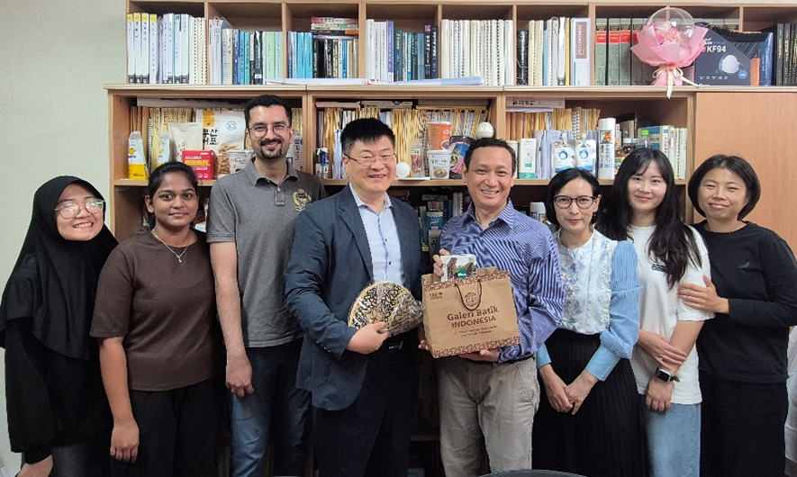 Lecturer of Faculty of Fisheries and Marine Sciences, Universitas Diponegoro, Establishes International Research Collaboration with Gyeongsang National University, Republic of Korea